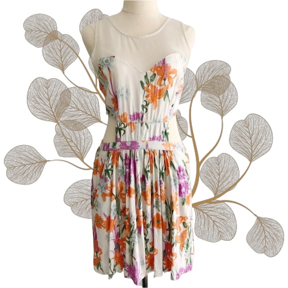 O'Neill Dresses & Skirts - ★ SALE ★ O'NEILL Floral Cutout Dress with Pockets